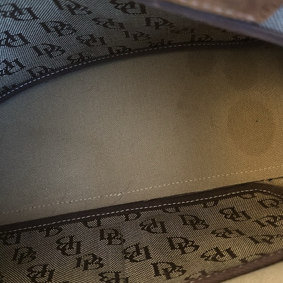 Dooney and Bourke bag. GUC!! - Picture 5 of 9